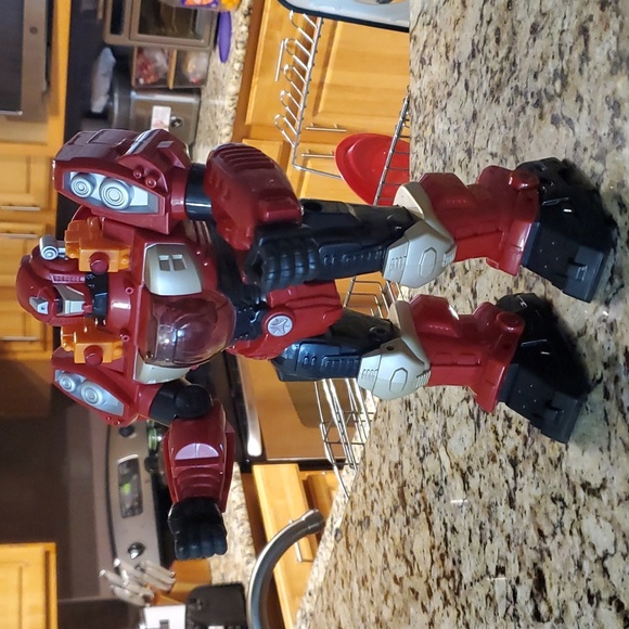 Robot - Picture 4 of 4